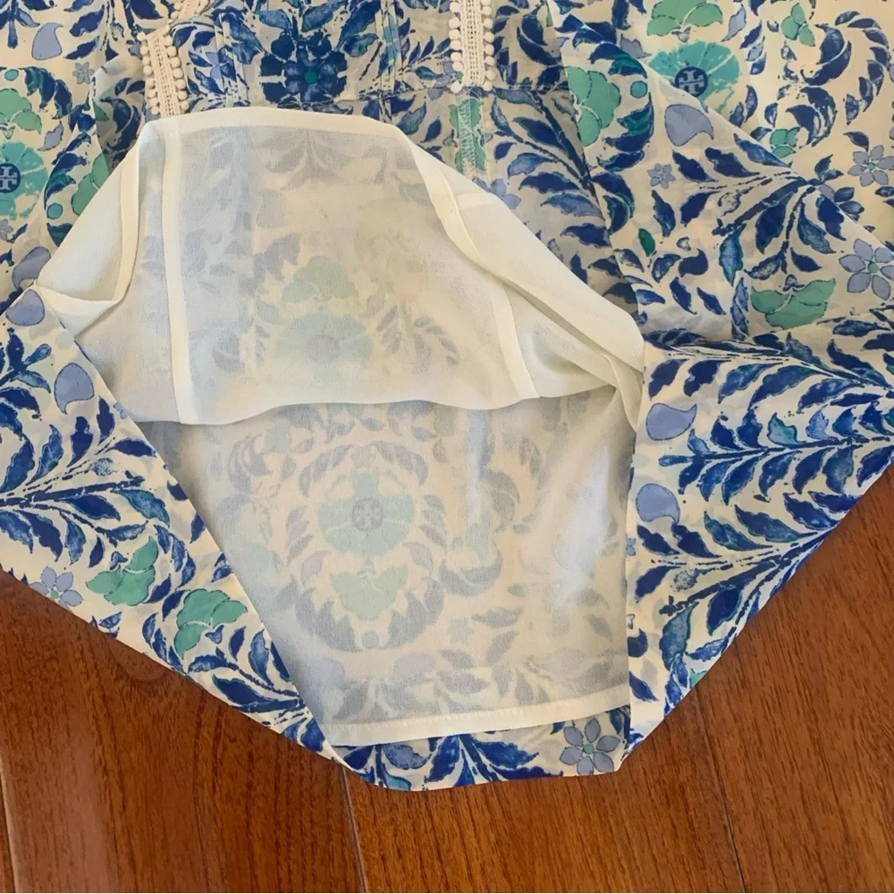 Tory Burch Top Size 2 Silk Floral Print Pompom Trim Button Up Blouse Blue White